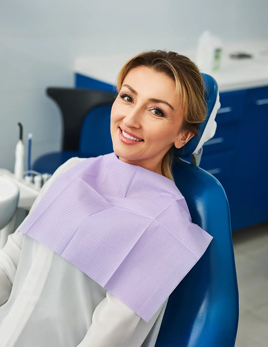 Dental bonding for chipped or damaged tooth repair