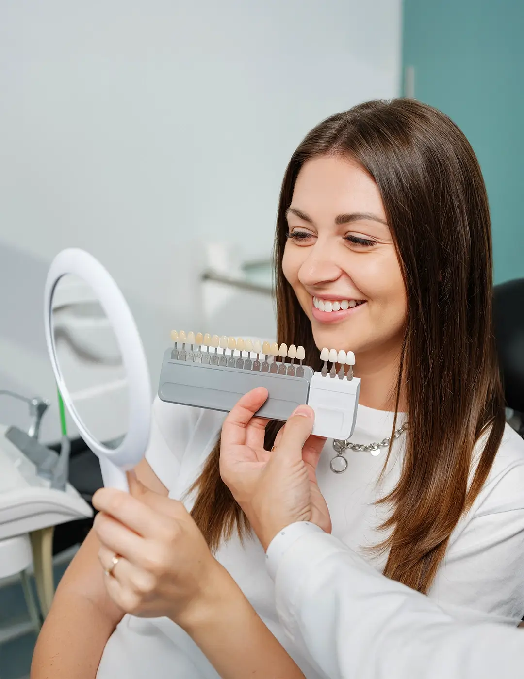 Porcelain dental veneers for smile transformation