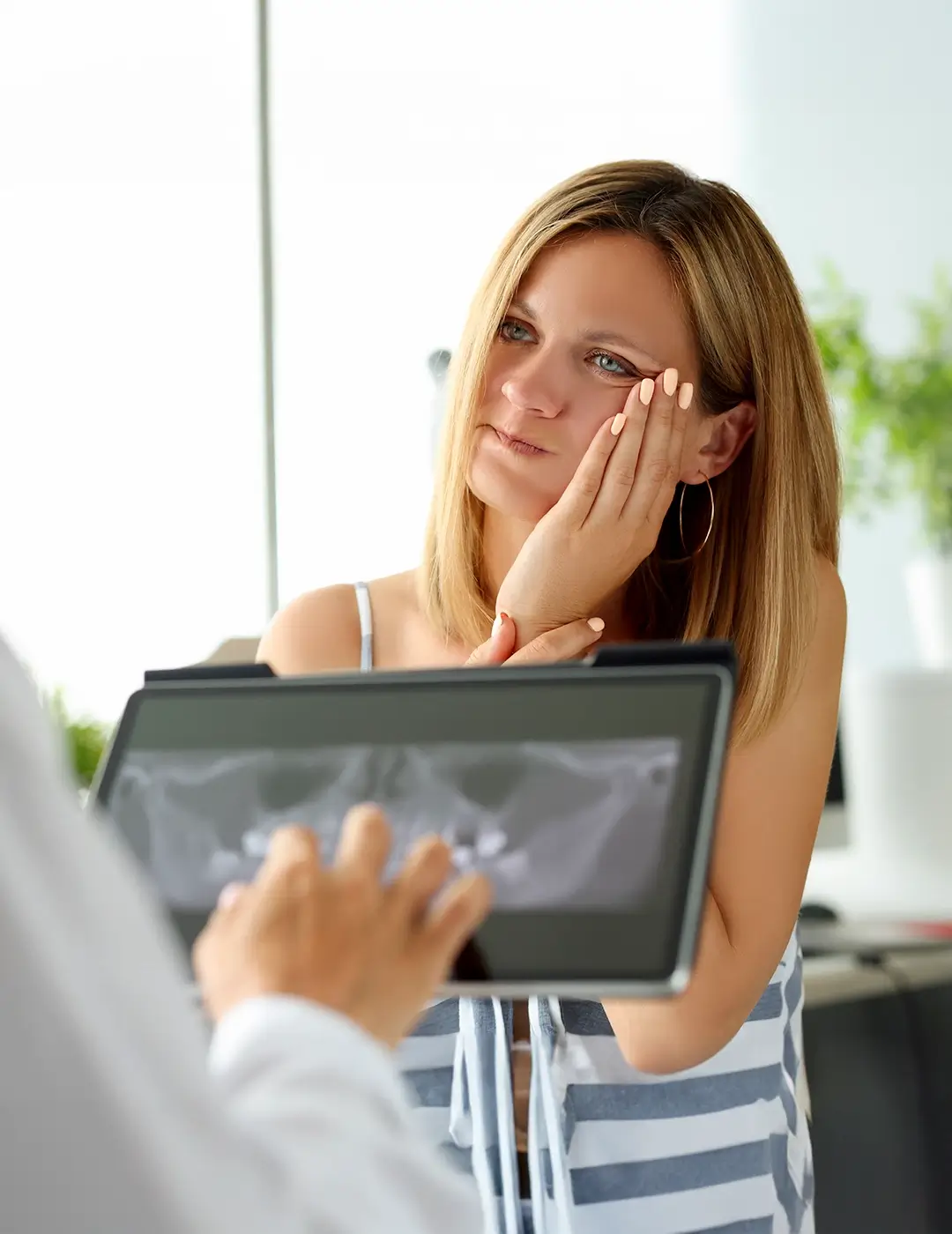 Wisdom teeth removal and oral surgery